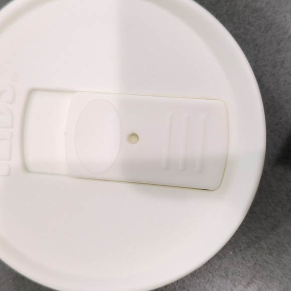 ILids ball jar lid alternative for drinking and pouring - Picture 4 of 6